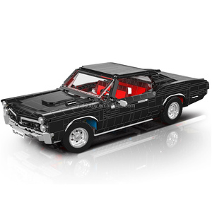 Конструктор MOULD KING 10199 GTO: Модель спортивного автомобиля-мускулка, пластиковый сборный набор, строительные блоки, игрушки - Product Image 1