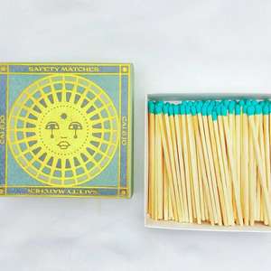 Bâton en bois de haute qualité avec pointe colorée correspond au logo d'estampage d'or de boîte d'allumettes carrées sur la boîte <span class=keywords><strong>pour</strong></span> les allumettes de <span class=keywords><strong>bougie</strong></span> de cigare - Product Image 6