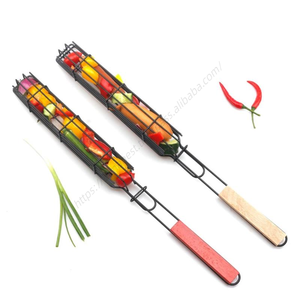 Panier de cuisson portable C341 en acier inoxydable antiadhésif avec poignée en bois pour barbecue – Vente en gros - Product Image 1