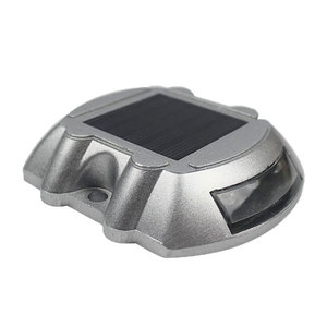 Đèn năng lượng mặt trời nhiều màu sắc cảnh báo ban đêm nhấp nháy đèn báo vật cản hình móng ngựa đèn nhấp nháy đường bộ - Product Image 1