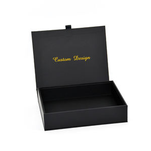 定制徽标印刷豪华纸包装磁性闭合黑色书形纸板礼品盒带侧带提手 - Product Image 1