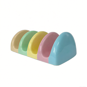 Soporte de taco rosa de cerámica mexicana tradicional con logotipo personalizado para sabores auténticos y diseño moderno en su hogar - Product Image 6