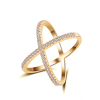 Bague géométrique croisée tendance européenne et américaine, créative, à double anneau, avec zircon, design de niche, sens du design, pour femmes