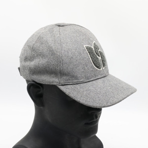 2024 nouvelle usine personnalisée acrylique chapeau organisation Compact chapeau cintre pour mur pour chapeau affichage et stockage - Product Image 6