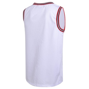 Camiseta Deportiva Moderna de Dos Tonos, Tejido de Punto, Paneles Transpirables de Secado Rápido, Ajuste Ceñido al Cuerpo para Estilos de Vida Activos - Product Image 2