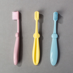 Cepillo de dientes para niños, cerdas suaves, cabezal pequeño, 13 cm, manual, para uso doméstico - Product Image 1