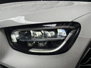 Voiture d'occasion <span class=keywords><strong>Mercedes</strong></span>-Benz <span class=keywords><strong>GLC</strong></span>-Class 2020 <span class=keywords><strong>GLC</strong></span> 300 L 4MATIC Dynamic Edition 2.0T 258 ch 9AT AWD SUV de luxe de taille moyenne Chine VI - Product Image 5
