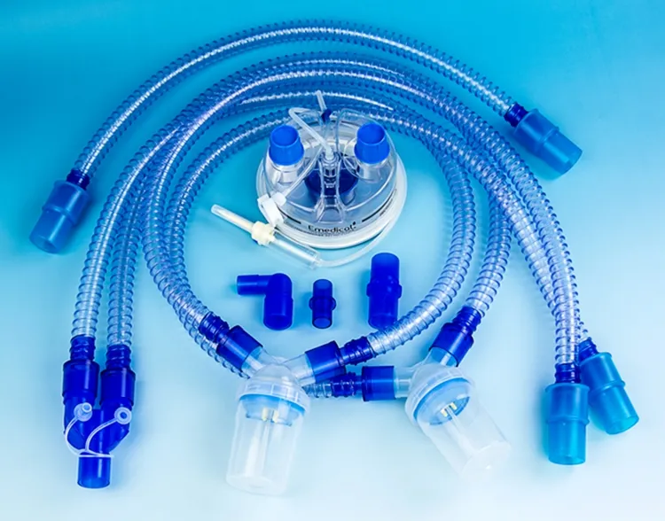 Circuito de respiración con cámara humidificadora, para batidos médicos y pedicura