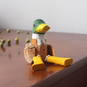Petite figurine de canard en bois vintage, canards en bois pour la décoration de la maison, souvenir de Pâques, cadeau gravé sur bois - Product Image 6