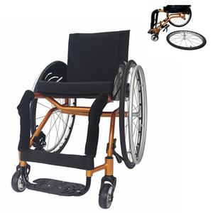 Fauteuil roulant de sport en aluminium léger avec roues à dégagement rapide - Product Image 1