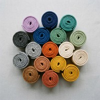 Rouleau de feutre artisanal multicolore en polyester 100 % écologique, 180 g/m², poids moyen, épaisseur personnalisable, pour bricolage, fourni directement par l'usine