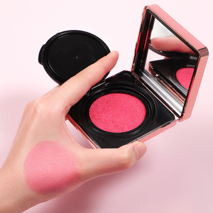 บลัชออนเนื้อคุชชั่น 6 สี แบรนด์ส่วนตัว เนื้อนุ่มเบาสบาย ช่วยให้ผิวดูอ่อนโยนและเสริมความงามให้ผิว - Product Image 1