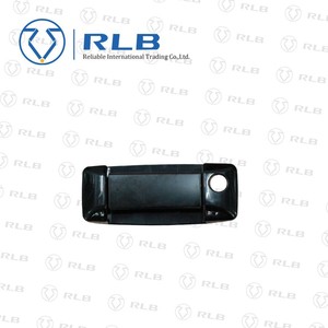Manija de puerta central izquierda RLB 69240-26080 negra para Toyota Hiace 2005-2018 - Product Image 1
