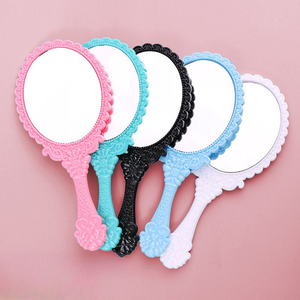 Wholesale Silver Retro Handheld <b>Pocket</b> Cosmetic Mirror Vintage Personalized Makeup Mirror - Product Image 1