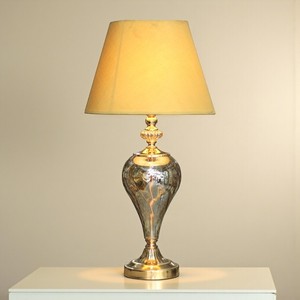 Đèn bàn kính dễ sử dụng với phụ kiện đơn giản Đèn thủy tinh màu nâu vàng Sâm Banh cho khu vực sinh hoạt - Product Image 4