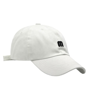 Casquette de baseball vintage en jean délavé 6 panneaux réglable pour homme, respirante, brodée, personnalisable, style Papa Maman, vente en gros - Product Image 1