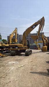 Excavatrice sur chenilles d'occasion en excellent état Cat 320BL 330BL 20 tonnes 30 tonnes - Product Image 2