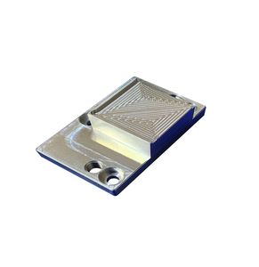 Services d'usinage CNC de précision OEM/ODM pour le traitement de pièces fines en acier inoxydable, y compris le perçage - Product Image 1