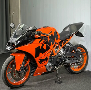 มอเตอร์ไซค์มือสอง สีขาว 390 ซีซี รุ่น RC390 ปี <span class=keywords><strong>2016</strong></span> มอเตอร์ไซค์สปอร์ต เครื่องยนต์เบนซิน สูบเดียว - Product Image 3