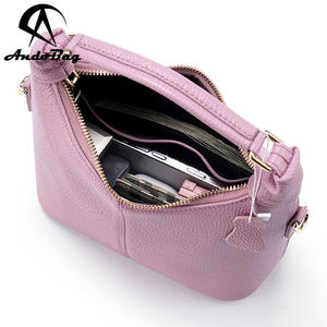 กระเป๋าหนังวัวแท้ AndoBag สำหรับผู้หญิง สาวๆ แฟชั่นใหม่ กระเป๋าสะพายไหล่สุดหรู กระเป๋าถือลำลองสำหรับผู้หญิง รุ่น 6099 - Product Image 5