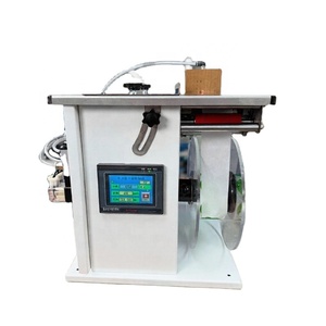 Petite machine d'étiquetage à aspiration plate pour boîtes colorées, bouteilles carrées avec bouchons, codes-barres, codes QR, bouteilles rondes - Product Image 2