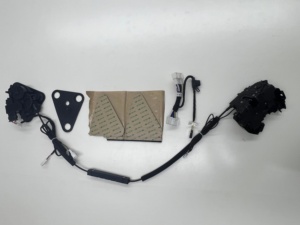 Serrure <span class=keywords><strong>de</strong></span> porte électrique à fermeture douce à aspiration directe d'usine avec anti-pincement, ajustement parfait à 100 % pour VOYAH Dreamer 2 portes 2023-2025, pièces automobiles - Product Image 2