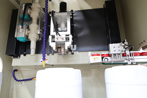 Macchina Riempitrice Automatica Anticorrosiva Personalizzata per Bottiglie di Candeggina Liquida da 100ml, 500ml, 1000ml a Prezzo di Fabbrica - Product Image 5