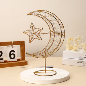 Ramadan Eid decorazione <span class=keywords><strong>islamica</strong></span> in metallo <span class=keywords><strong>mezzaluna</strong></span> e stella luce LED lampada decorativa da tavolo per la casa - Product Image 5