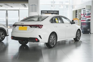 <span class=keywords><strong>Kia</strong></span> K3 2024/2023 1.5L/1.4T Gasolina, Auto Híbrido, Hyundai <span class=keywords><strong>Kia</strong></span> K3 Deportivo, <span class=keywords><strong>Precios</strong></span> de Autos Usados, Auto con Volante a la Izquierda - Product Image 5