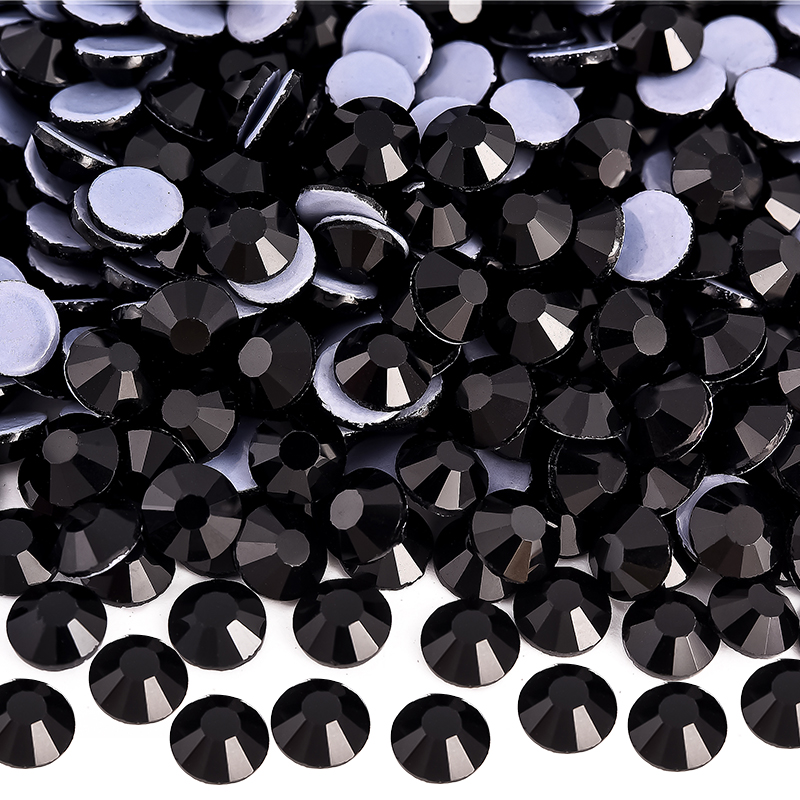P02 Noir de jais