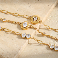 Pulsera de Cadena con Circonita Cúbica en Forma de Lágrima, Acero Inoxidable con Baño de Oro de 18K, Diseño de Segmentos Geométricos para Mujer, Estilo Minimalista, Chic y Moderno