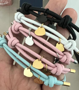 Braccialetto con Charm a Cuore Personalizzabile con Nome, Placcato Oro, Bracciale a Corda per Coppie con Incisione, Regalo d'Amore per Lei, Regolabile - Product Image 2