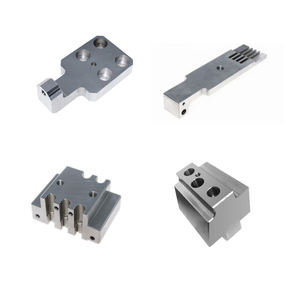 อะไหล่เครื่องจักรก่อสร้างขายส่ง ชิ้นส่วนกลมสแตนเลสแบบกลึงและกัด CNC พร้อมการเจาะที่มีความแม่นยำ - Product Image 4