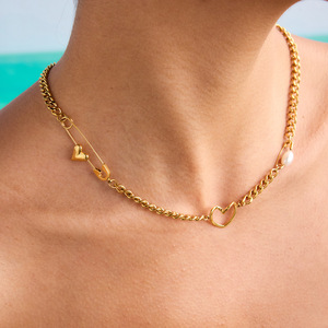 Collar de perlas de acero inoxidable con dije de clip para regalo - Product Image 3