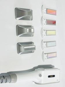 เครื่องเลเซอร์ <span class=keywords><strong>IPL</strong></span> 480 530 590 640 690 นาโนเมตร สำหรับฟื้นฟูผิว เครื่องมือความงามระดับมืออาชีพ เครื่องเลเซอร์ OPT <span class=keywords><strong>IPL</strong></span> - Product Image 5