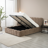 Lit double en tissu bouclé velours de conception italienne, luxe léger, avec dossier souple, cadre de lit avec système de levage à gaz et rangement pour la chambre à coucher