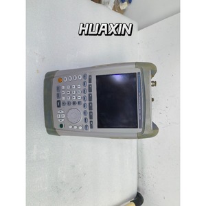 Analyseur de spectre portable R&S Rohde & Schwarz FSH20 9kHz-20GHz avec optique d'occasion hx1 - Product Image 1