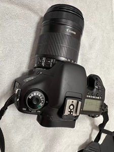 <span class=keywords><strong>Appareil</strong></span> <span class=keywords><strong>photo</strong></span> <span class=keywords><strong>numérique</strong></span> Canon 7D 90 % neuf avec objectif 18-135 mm, 18 MP, Full HD - Product Image 2