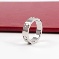 His & Hers Chiffre Romain En Acier Inoxydable Coeur Anneau Classique Étanche Haute Polissage Ton Argent Bijoux Cadeau pour Les Couples Assortis