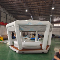 Plateforme de loisirs aquatiques gonflable de luxe, zone aquatique gonflable pour les centres de villégiature et les lacs