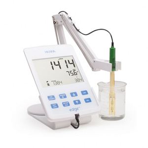 Medidor de EC HI2003 de HANNA Instruments a Precio de Fábrica, Analizador de Calidad del Agua de Salinidad TDS de Sobremesa/Portátil, Sonda de 4 Anillos HI2003 Hann - Product Image 1