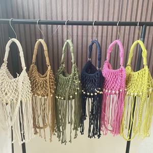 Borsa a Rete Boho in Macramè, Borsa Intrecciata a Mano in Cotone con Frange e Dettagli di Perline, Mini Borsa Estiva da Spiaggia - Product Image 6