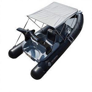 Lancha Deportiva de Pesca de Fibra de Vidrio L580 para 10 Personas, 6.0 Metros, con Motor Doble Fuera de Borda de 150HP - Product Image 3
