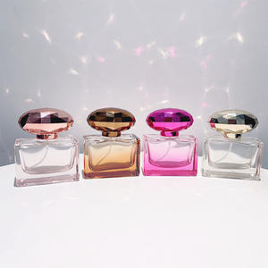 Atomizador de Perfume Recargable de 30 ml con Rosca, Atomizador Cosmético Vacío con Bomba de Presión, Botellas de Perfume de Viaje Coloridas - Product Image 1