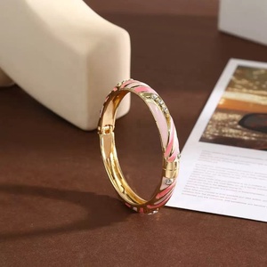 Bestseller Enamel Drop Glaze <b>Bracelet</b> Is Creative, High-end Fashionable and Versatile the Design of the <b>Bracelet</b> Is Geometric - Product Image 5