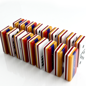 <span class=keywords><strong>Dominos</strong></span> en résine acrylique de qualité supérieure, double six, 28 pièces, avec drapeaux, jetons de <span class=keywords><strong>dominos</strong></span>, fabrication OEM pour jeux de table commerciaux et de divertissement - Product Image 5