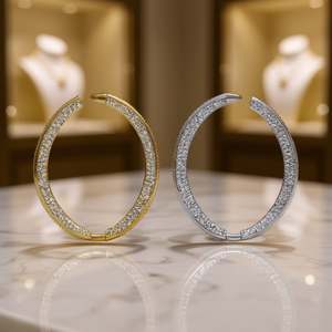 Orecchini a Cerchio E3624 Placcati Oro con Cristalli e Strass, Lussuosi per Uso Quotidiano, Micro Incastonatura Placcata Oro 22k - Product Image 2