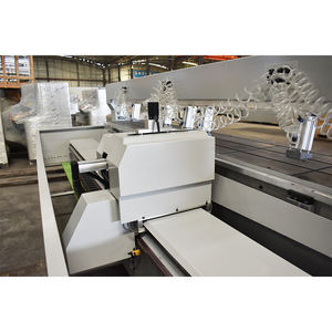 Junde เครื่องเจาะและเคาะ6.2KW CNC สำหรับทำหน้าต่างและประตูไม้อลูมิเนียม - Product Image 5
