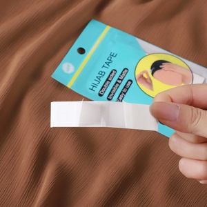 Nastro biadesivo invisibile per <span class=keywords><strong>Hijab</strong></span> <span class=keywords><strong>moda</strong></span> adesivo Shaper rubinetti colla senza traccia - Product Image 3