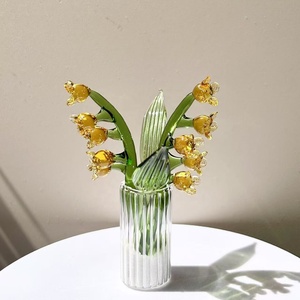 Fábrica al por mayor hecho a mano arte popular nórdico decorativo cristal coloreado Muguet <span class=keywords><strong>flor</strong></span> adornos Art Deco para Decorativo Artificial - Product Image 3